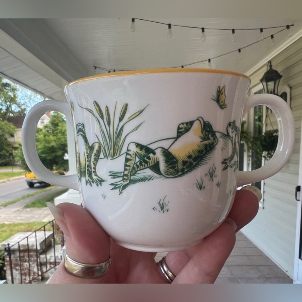 VTG FINE BONE CHINA TIFFANY & CO. TIFFANY POND CHILD'S CUP~RETIRED~